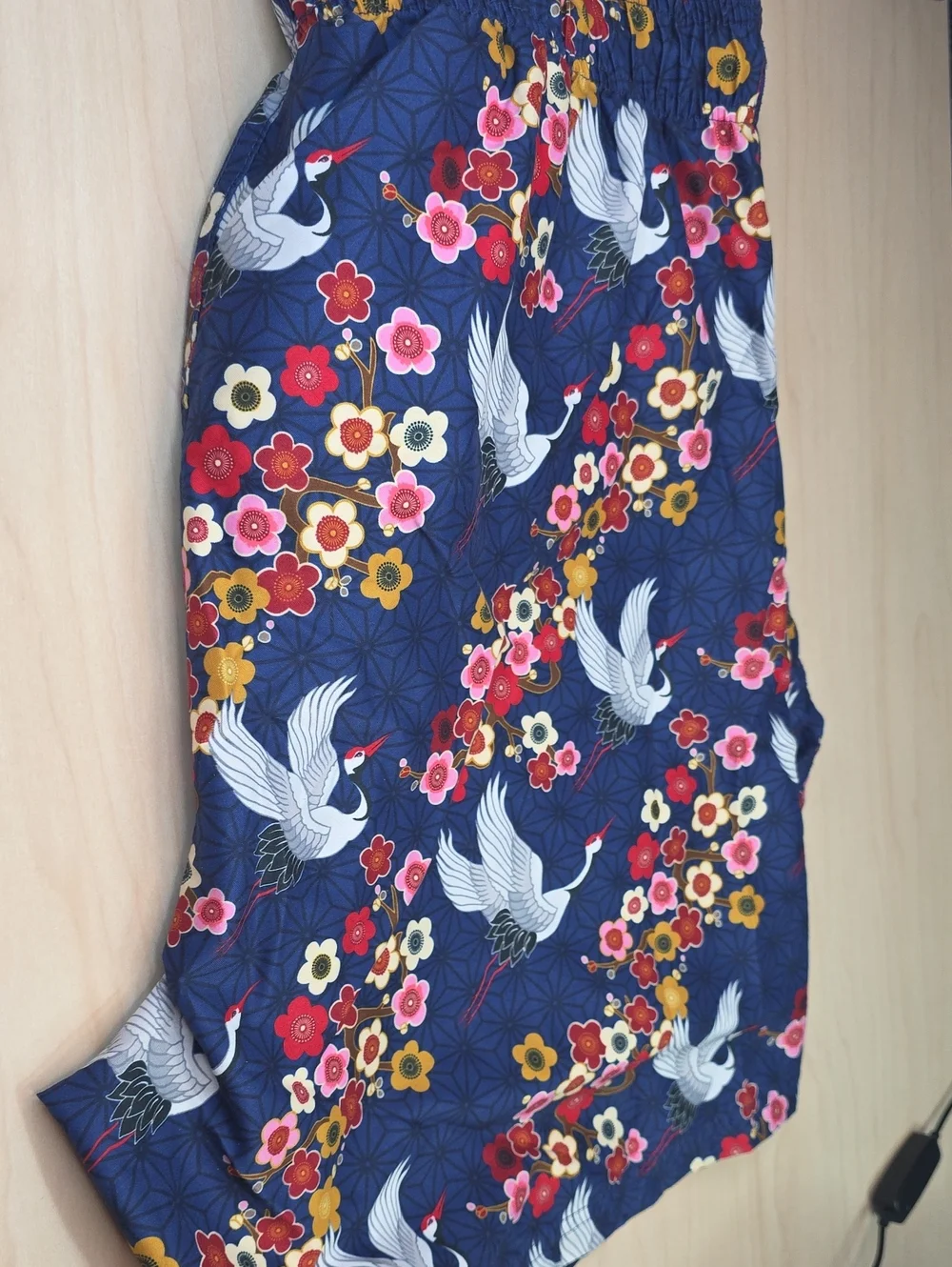 Broken Threads Surf Swim Trunks XL Japanese Crane Floral Print Board Shorts
